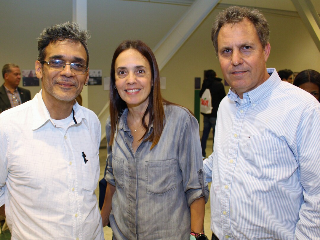 Héctor Torres, Ana Egaña y Carlos Egaña